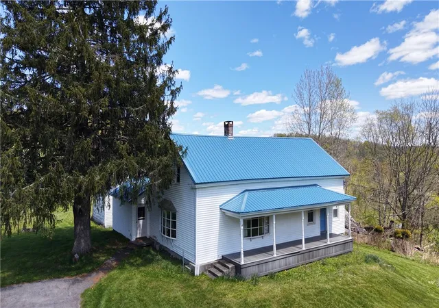 2nd image of 328 Miller Rd, Pittsfield, NY 13411 | MLS# R1688272
