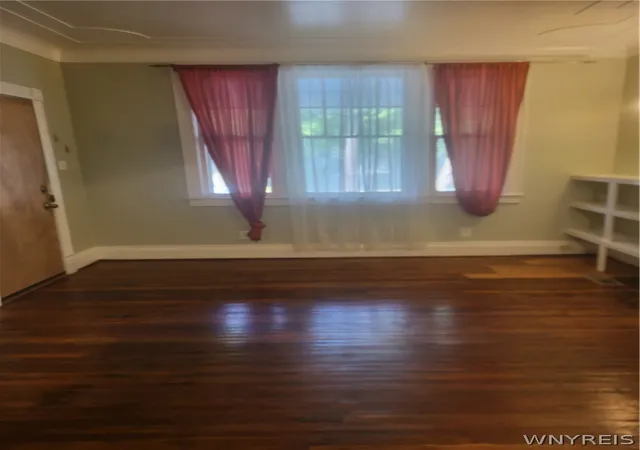 5th image of 298 Normal Ave, Buffalo, NY 14213 | MLS# B1687945
