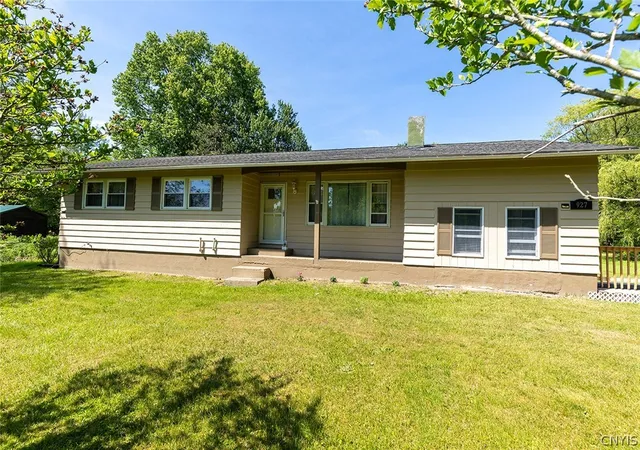 1st image of 927 Marsh Mill Rd, Kirkville, NY 13082 | MLS# S1687705