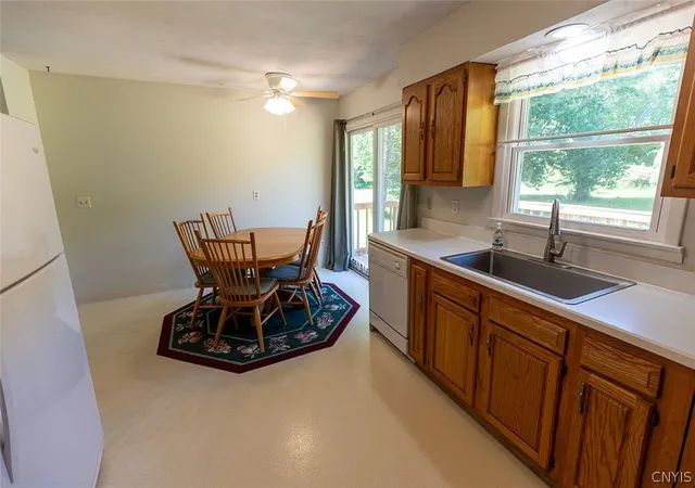 4th image of 927 Marsh Mill Rd, Kirkville, NY 13082 | MLS# S1687705