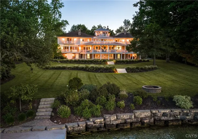 1st image of 1818 W Lake Rd, Skaneateles, NY 13152 | MLS# S1688100
