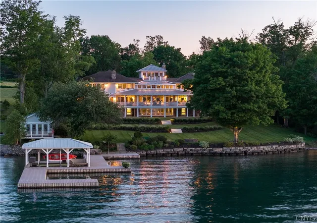 3rd image of 1818 W Lake Rd, Skaneateles, NY 13152 | MLS# S1688100