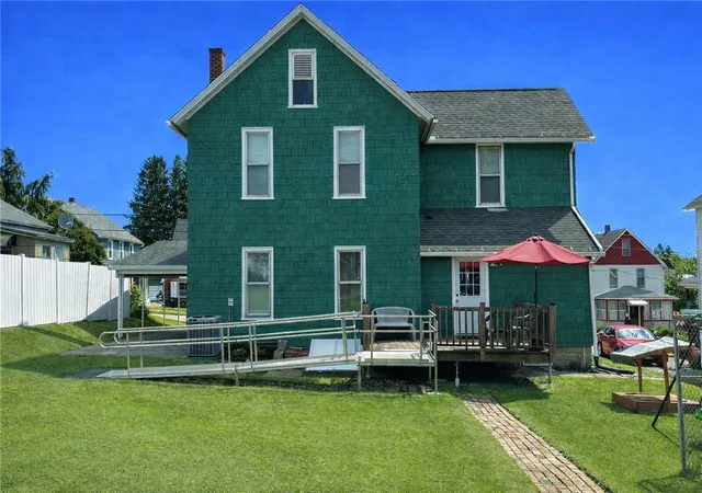 Homes for sale in Kane Boro, PA | 629 Dawson St, Kane Boro, PA 16735 | MLS# R1688279