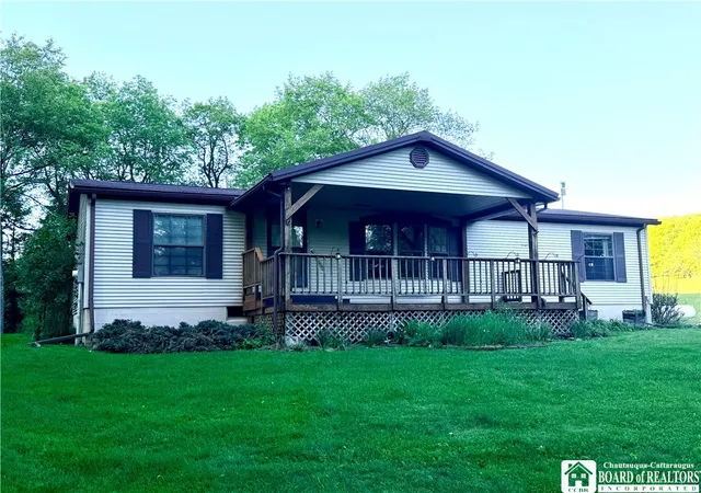 Photo 5 of Sale Pending at 2980 Wolf Run Rd, Cuba, NY 14727 | MLS# R1684834 | Listing updated on 2026-07-24