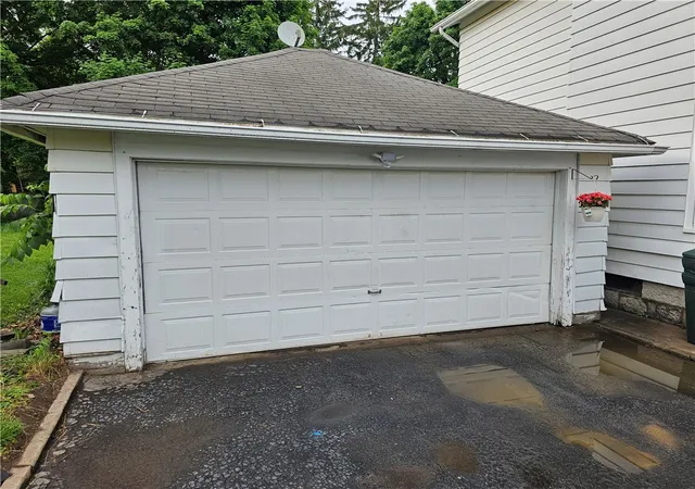 Homes for sale in Auburn, NY | 33 Capitol St, Auburn, NY 13021 | MLS# R1686790