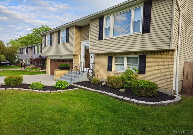 2nd image of 11 Joel Dr, Depew, NY 14043 | MLS# B1688109
