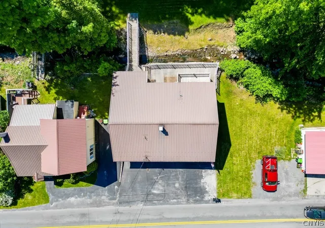 5th image of 601 Spinnerville Gulf Rd N, Ilion, NY 13357 | MLS# S1688450