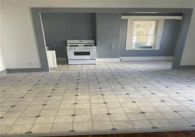 Photo 13 of Multi family home for sale at 424 W 4th Street, Elmira, NY 14901 | MLS# R1688302 | Listing updated on 2026-08-03