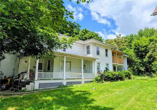 Listing Photo 3 - Condo for sale in building located at 424 W 4th St, Elmira, NY 14901