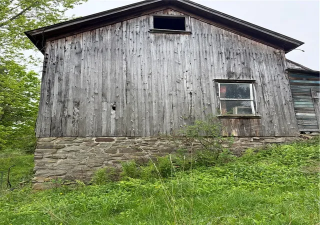 2nd image of 401 Painter Hill Rd, Oxford, NY 13830 | MLS# R1687365