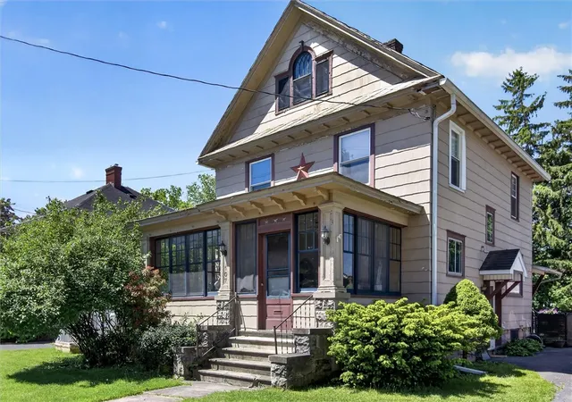 Homes for sale in Arcadia, NY | 107 Edgett St St, Arcadia, NY 14513 | MLS# R1686730