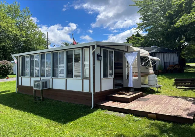 Photo 3 of Single family home for sale at 7945 Lake Rd #50, Sodus Point, NY 14555 | MLS# R1684962 | Listing updated on 2026-06-08