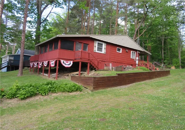 Homes for sale in Caneadea, NY | 8596 Sunset Dr, Caneadea, NY 14717 | MLS# B1688483