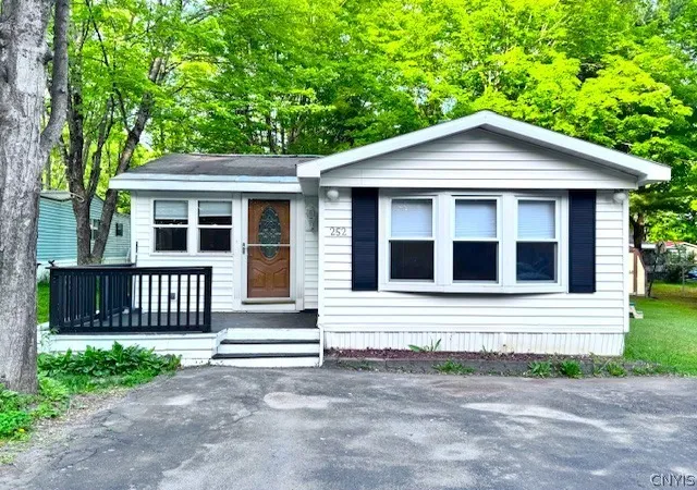 1st image of 252 Blossom Ln, Utica, NY 13502 | MLS# S1687795