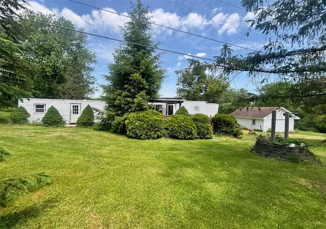 Homes for sale in Hopewell, NY | 3936 State Route 488, Hopewell, NY 14424 | MLS# R1688476