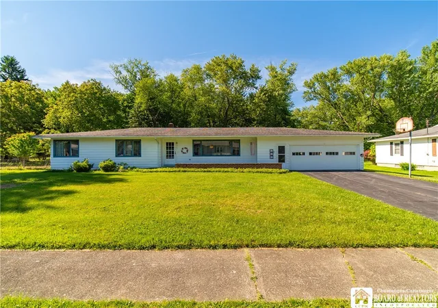 1st image of 9 Carol Ave, Fredonia, NY 14063 | MLS# R1685531