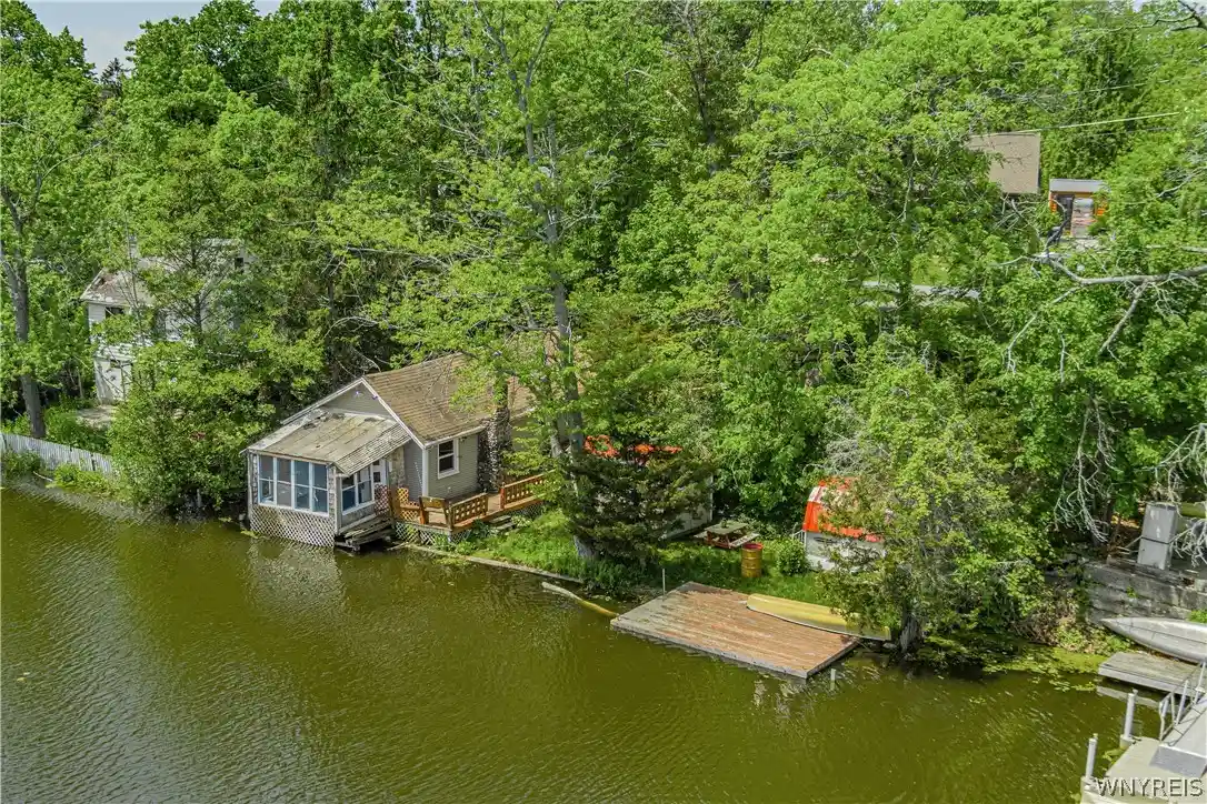 Photo 1 of Sale Pending at 2341 Riverview Dr, Wilson, NY 14172 | MLS# B1685891 | Listing updated on 2026-06-18
