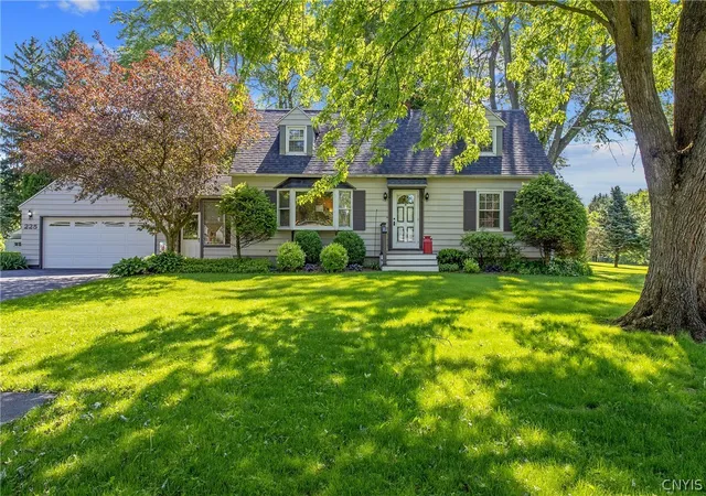 Homes for sale in Camillus, NY | 225 Kasson Rd, Camillus, NY 13031 | MLS# S1684973