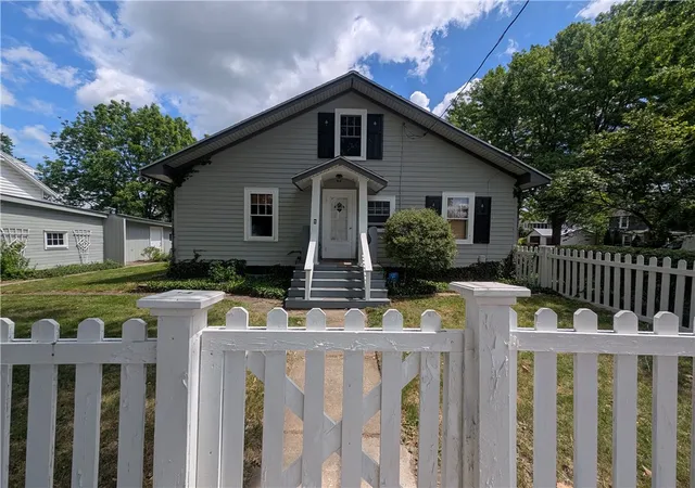 Homes for sale in Elmira City, NY | 315 Mid Ave, Elmira City, NY 14904 | MLS# R1687817