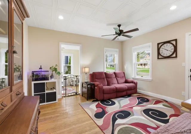 5th image of 109 Hazel St, Salina, NY 13088 | MLS# S1675814
