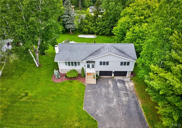 Homes for sale in New Hartford, NY | 34 Janet Ter, New Hartford, NY 13413 | MLS# S1686642