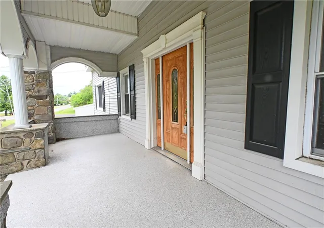 Photo 3 of Single family home for sale at 910 Sing Rd, Horseheads, NY 14845 | MLS# R1688458 | Listing updated on 2026-07-07