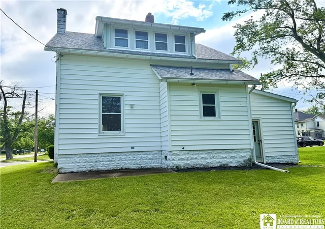 4th image of 513 Mckinley Ave, Dunkirk, NY 14048 | MLS# R1688490