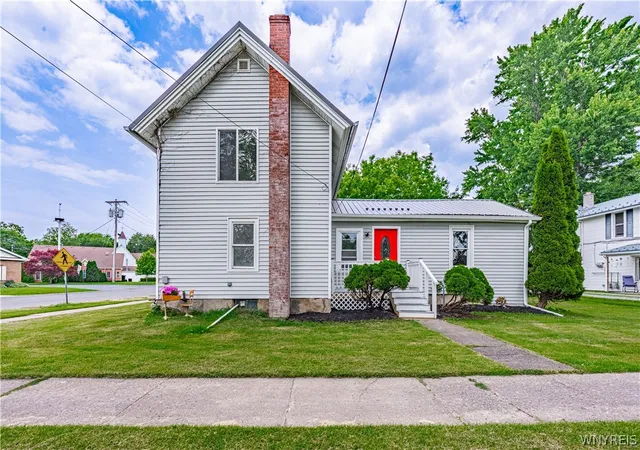 3rd image of 261 Seminary St, Wilson, NY 14172 | MLS# B1688541