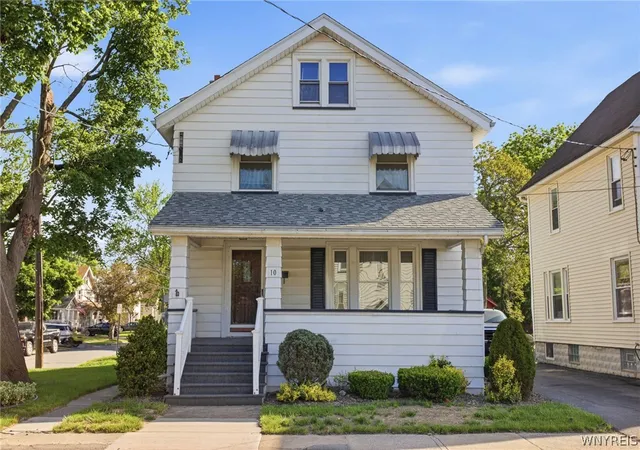 Homes for sale in Batavia City, NY | 10 La Crosse Ave, Batavia City, NY 14020 | MLS# B1685739