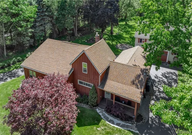5th image of 1713 Grover Rd, East Aurora, NY 14052 | MLS# B1688582