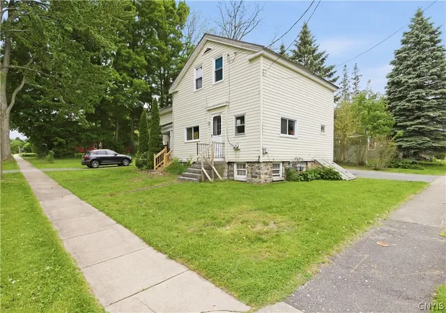Photo 2 of Sale Pending at 2 Seneca St, Baldwinsville, NY 13027 | MLS# S1684100 | Listing updated on 2026-07-27