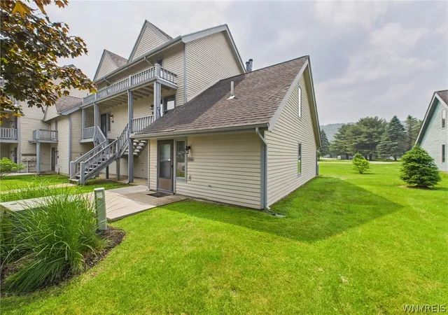 Homes for sale in Ellicottville, NY | 96 Wildflower, Ellicottville, NY 14731 | MLS# B1688648