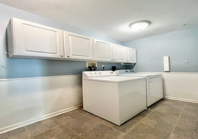 Homes for sale in Penfield, NY | 35 Country Ln, Penfield, NY 14526 | MLS# R1682223