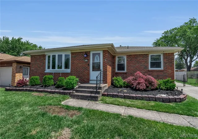 Homes for sale in West Seneca, NY | 95 Cherokee Dr, West Seneca, NY 14224 | MLS# B1688618
