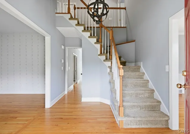 Photo 3 of Single family home for sale at 7204 Mint Wood Ln, Fayetteville, NY 13066 | MLS# S1688456 | Listing updated on 2026-07-30