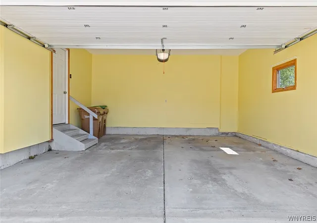 34th image of 53 Elmleaf Dr, Buffalo, NY 14227 | MLS# B1687675