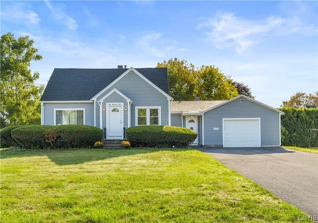 Homes for sale in Whitestown, NY | 105 Cooper Ave, Whitestown, NY 13495 | MLS# S1688288