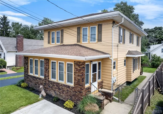 Homes for sale in Hamburg, NY | 78 Salisbury Ave, Hamburg, NY 14219 | MLS# B1688536