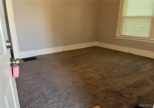 2nd image of 86 Ransom St, Lockport, NY 14094 | MLS# B1684148