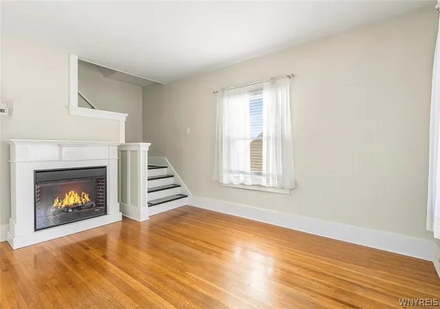 Photo 4 of Sale Pending at 19 Millar Pl, Lockport, NY 14094 | MLS# B1688540 | Listing updated on 2026-07-20