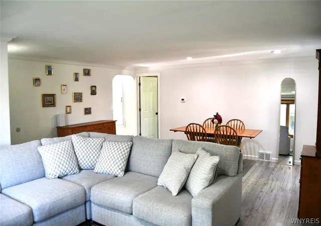 Photo 3 of Single family home for sale at 40 North Dr, Lackawanna, NY 14218 | MLS# B1688702 | Listing updated on 2026-06-14