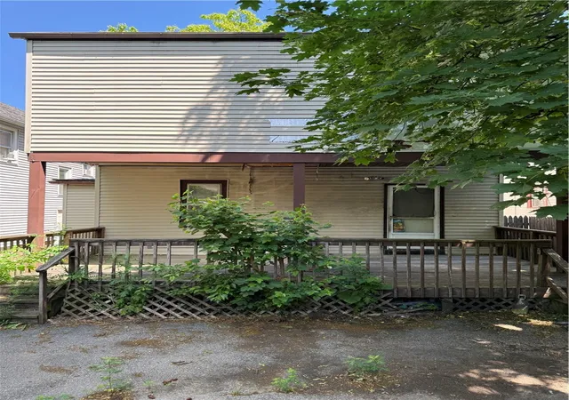 Homes for sale in Rochester, NY | 659 Bay St, Rochester, NY 14609 | MLS# R1688568