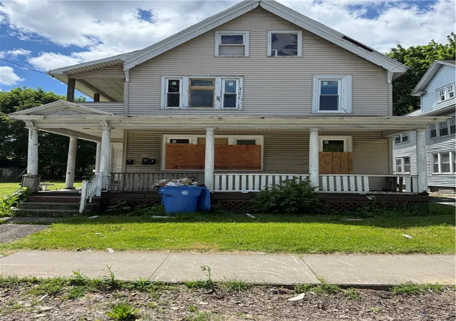 Photo 1 of Sale Pending at 521 Clifford Ave, Rochester, NY 14621 | MLS# R1688558 | Listing updated on 2026-06-19