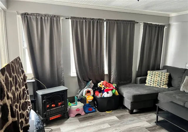 Photo 2 of Single family home for sale at 154 Furlong St, Rochester, NY 14621 | MLS# R1687209 | Listing updated on 2026-06-20