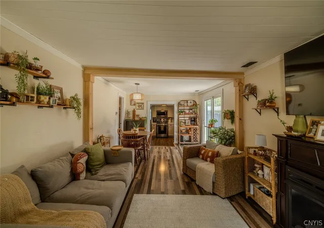 Photo 5 of Sale Pending at 4556 Wilcox Pl, Jamesville, NY 13078 | MLS# S1688504 | Listing updated on 2026-07-20