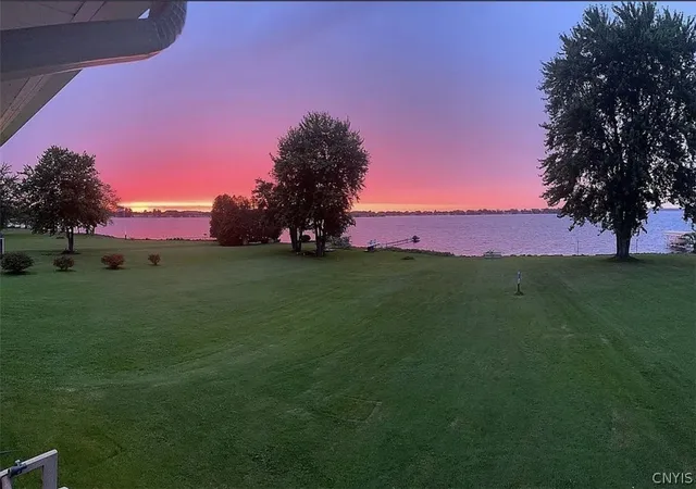 3rd image of 8875 Shellman Dr, Cicero, NY 13039 | MLS# S1688863