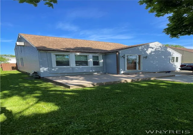 3rd image of 114 Onondaga Avenue Avenue, Buffalo, NY 14220 | MLS# B1688745