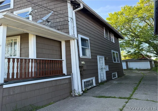 Photo 2 of Sale Pending at 108 Dunlop Ave, Buffalo, NY 14215 | MLS# B1688891 | Listing updated on 2026-07-27