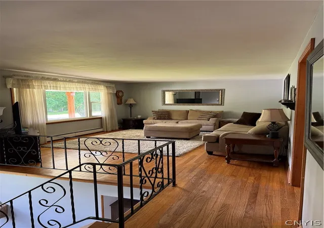 Homes for sale in Minetto, NY | 268 County Route 24, Minetto, NY 13126 | MLS# S1688352