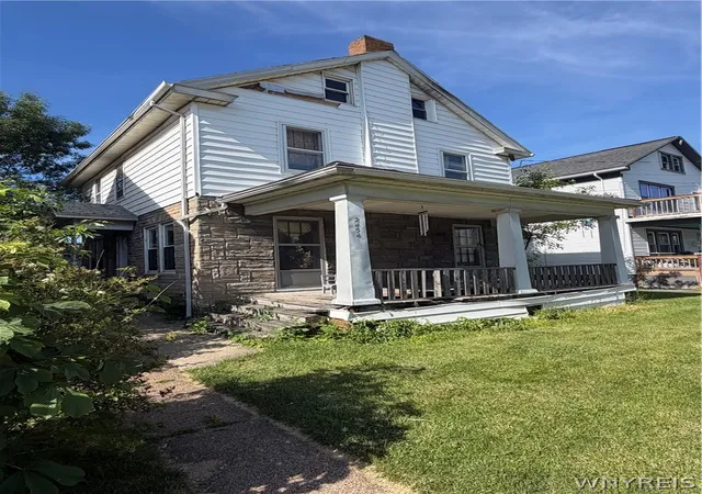 Homes for sale in Niagara Falls, NY | 2454 Whitney Ave, Niagara Falls, NY 14301 | MLS# B1688928